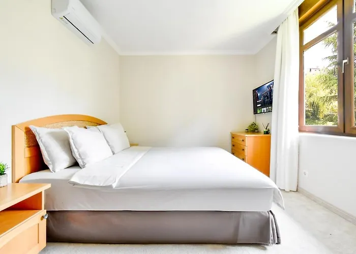 Santa Marina - Designer With Sea View Terrace & Pools * Sozopol