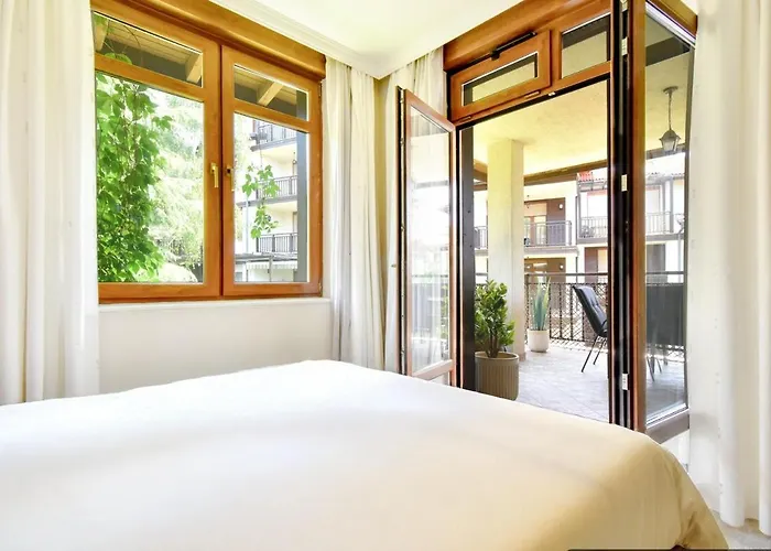 Santa Marina - Designer With Sea View Terrace & Pools Appartement *