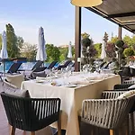 公寓 Santa Marina - Designer With Sea View Terrace & Pools 索佐波尔