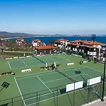 Santa Marina - Designer With Sea View Terrace & Pools 索佐波尔