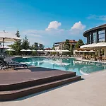 Santa Marina - Designer With Sea View Terrace & Pools *