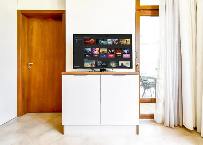 Santa Marina - Designer With Sea View Terrace & Pools Apartment Sozopol