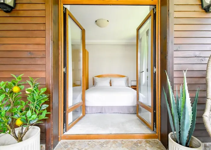 Apartment Santa Marina - Designer With Sea View Terrace & Pools *